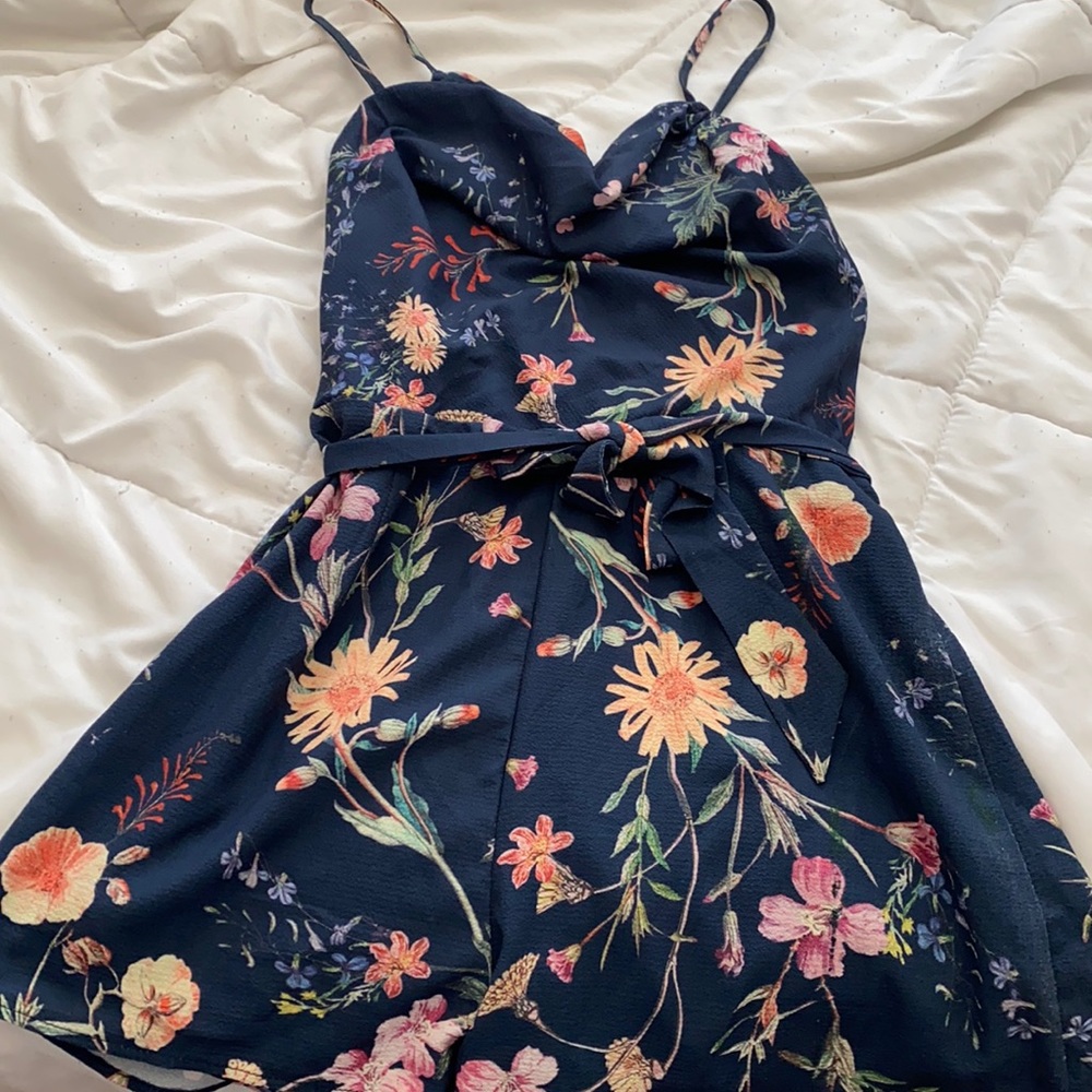 Backless Floral Strapped Romper